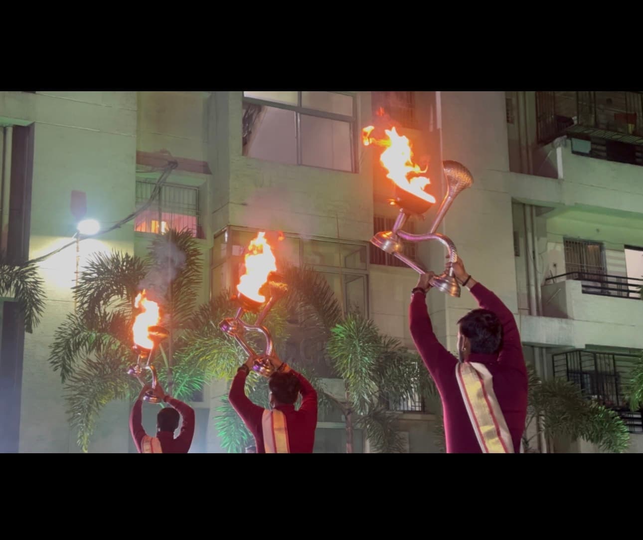 मंदिर के वार्षिक उत्सव में गंगा आरती